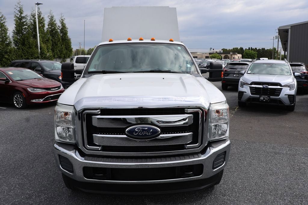 Used 2011 Ford F350 XLT w/ Snow Plow Prep Pkg AWD/4WD image 4