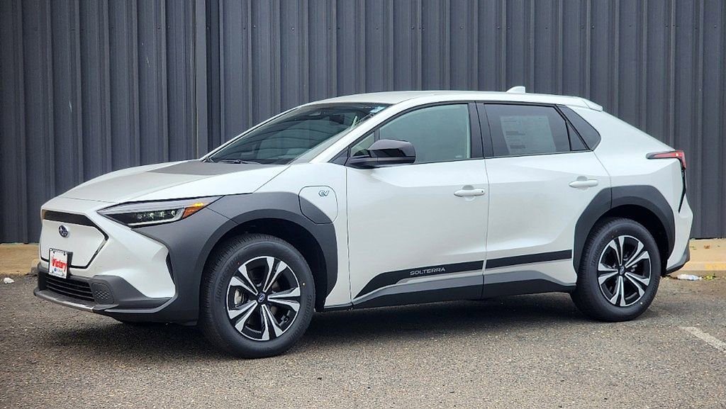 New 2023 Subaru Solterra AWD
