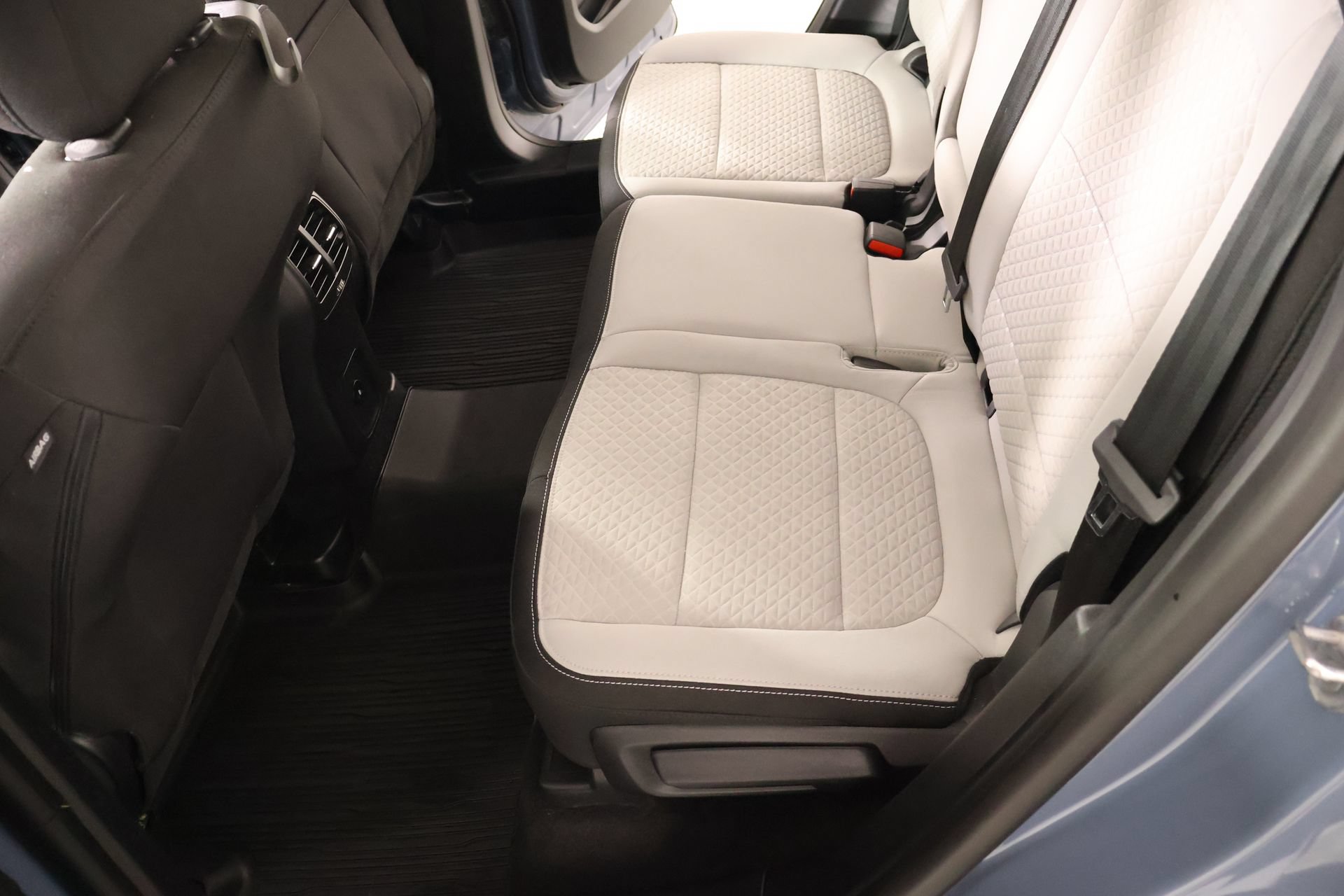Used 2023 Ford Escape Active w/ Cold Weather Package FWD image 12