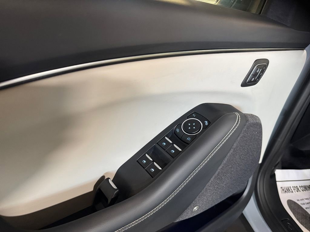 Used 2024 Ford Mustang Mach-E Premium AWD/4WD image 14