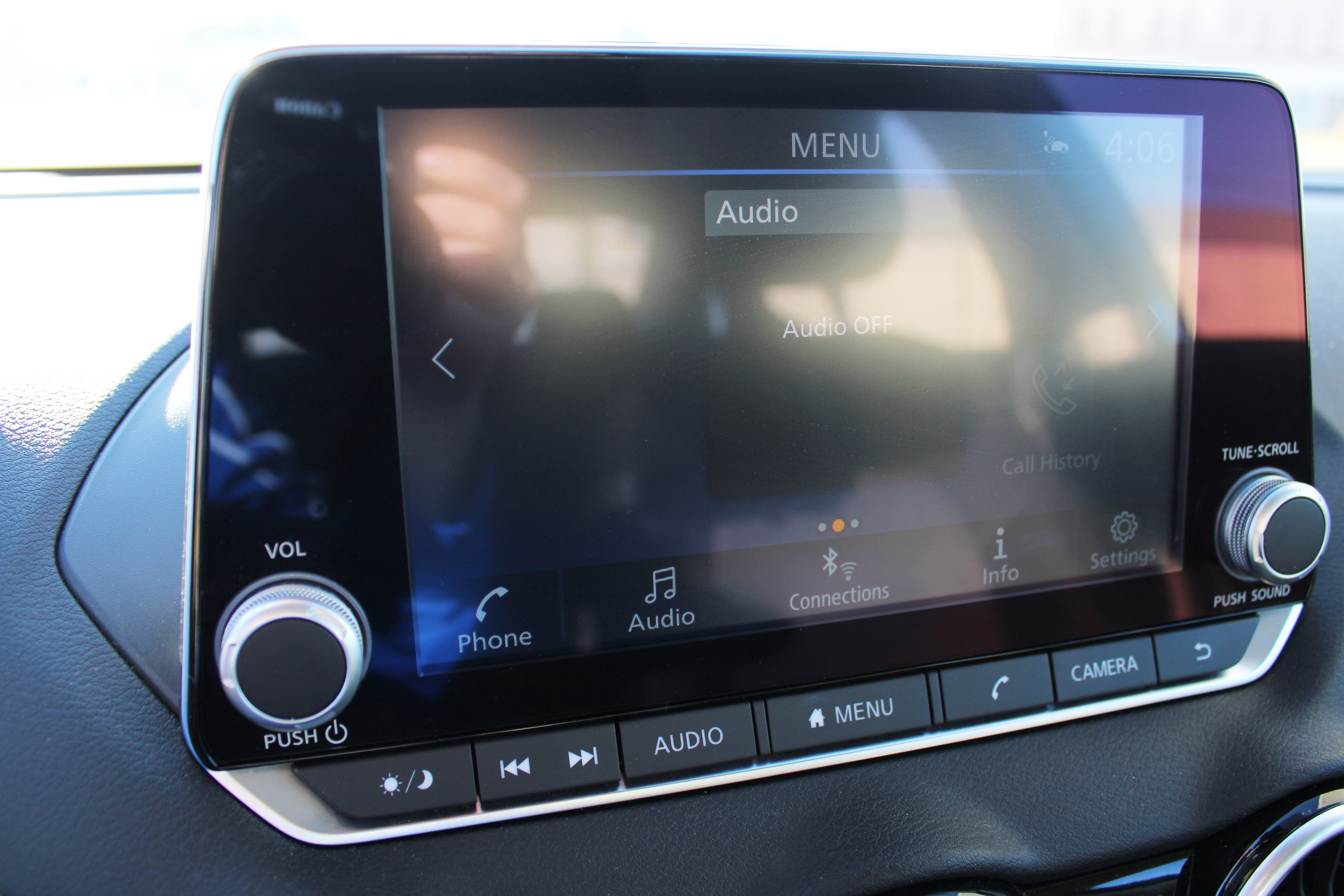 Used 2025 Nissan Sentra SV image 29