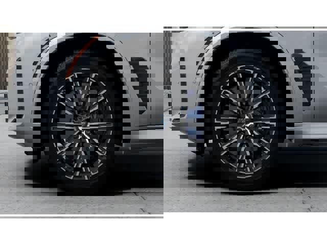 New 2025 BMW X5 xDrive40i w/ M Sport Package image 7