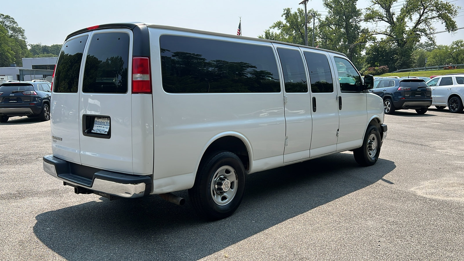 Used 2020 Chevrolet Express 3500 LT w/ LT Preferred Equipment Group image 3