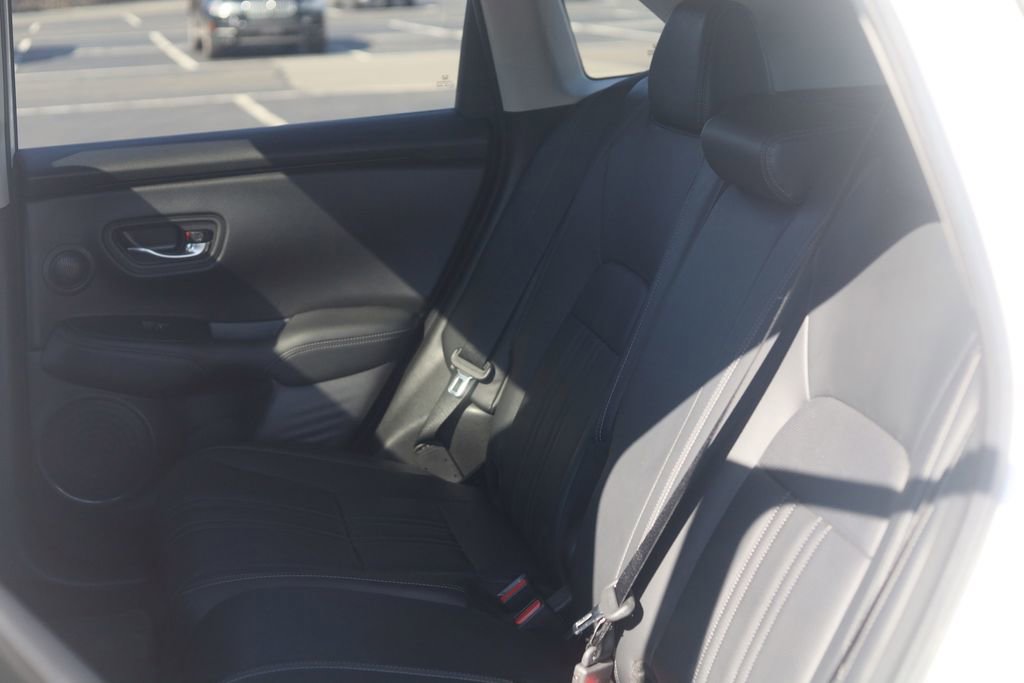 Used 2023 Honda HR-V EX-L image 15