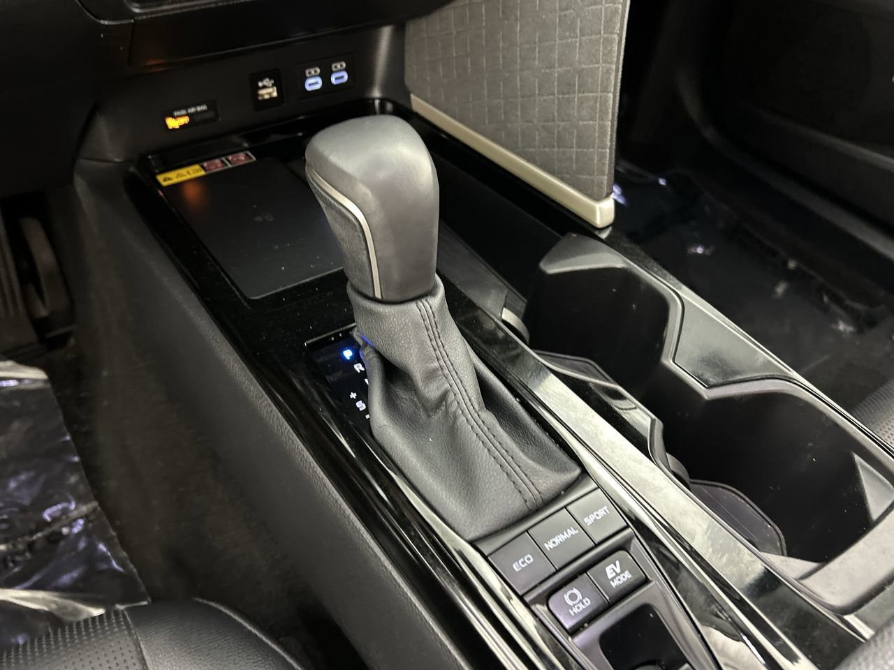 Used 2025 Toyota Camry XLE image 15