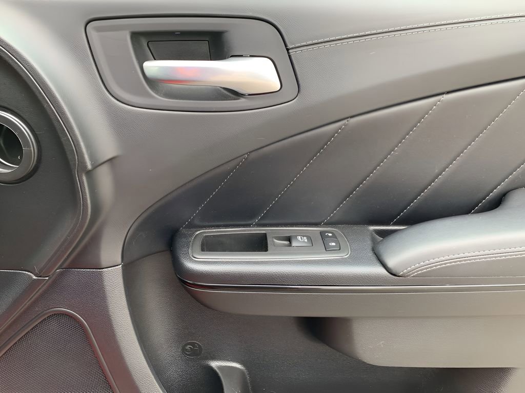 Used 2022 Dodge Charger R/T w/ Plus Group image 19