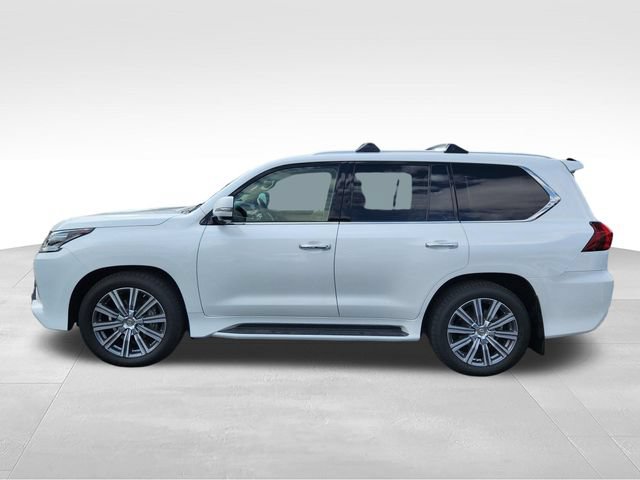 Used 2017 Lexus LX 570 4WD w/ Luxury Package image 2