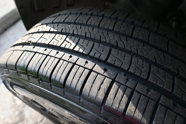 Used 2022 Kia Sorento S w/ Panoramic Sunroof Package image 9