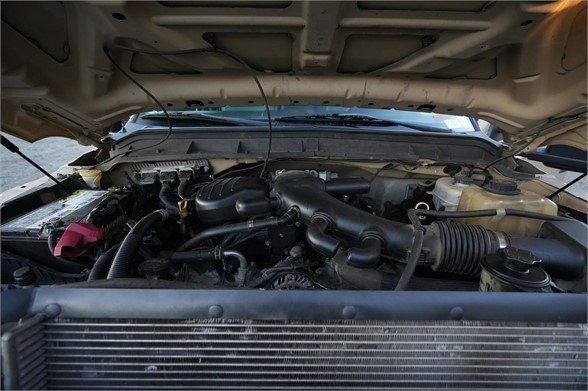 Used 2013 Ford F450 XL w/ Snow Plow Prep Pkg image 31