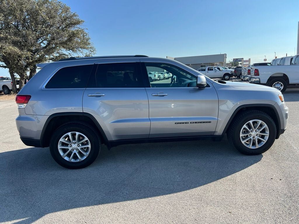 Used 2021 Jeep Grand Cherokee Laredo RWD image 8