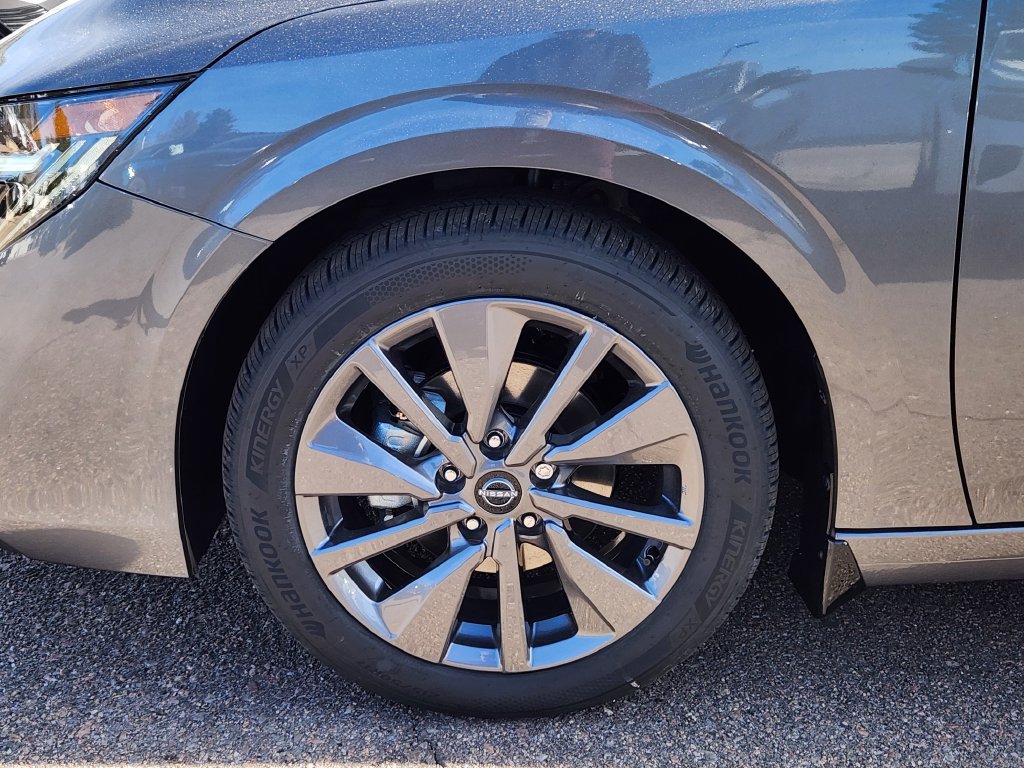 New 2026 Nissan Sentra SL w/ Floor Mat Package FWD image 15