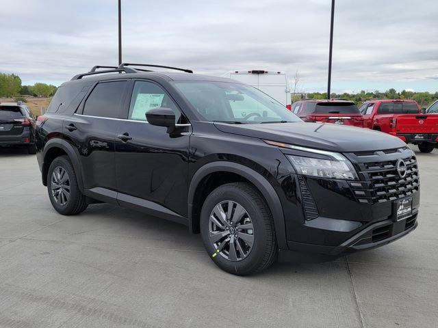 New 2026 Nissan Pathfinder SV w/ SV Premium Package AWD/4WD image 7
