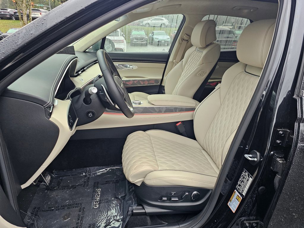 Used 2025 Genesis GV70 3.5T Sport w/ Sport Advanced Package image 21