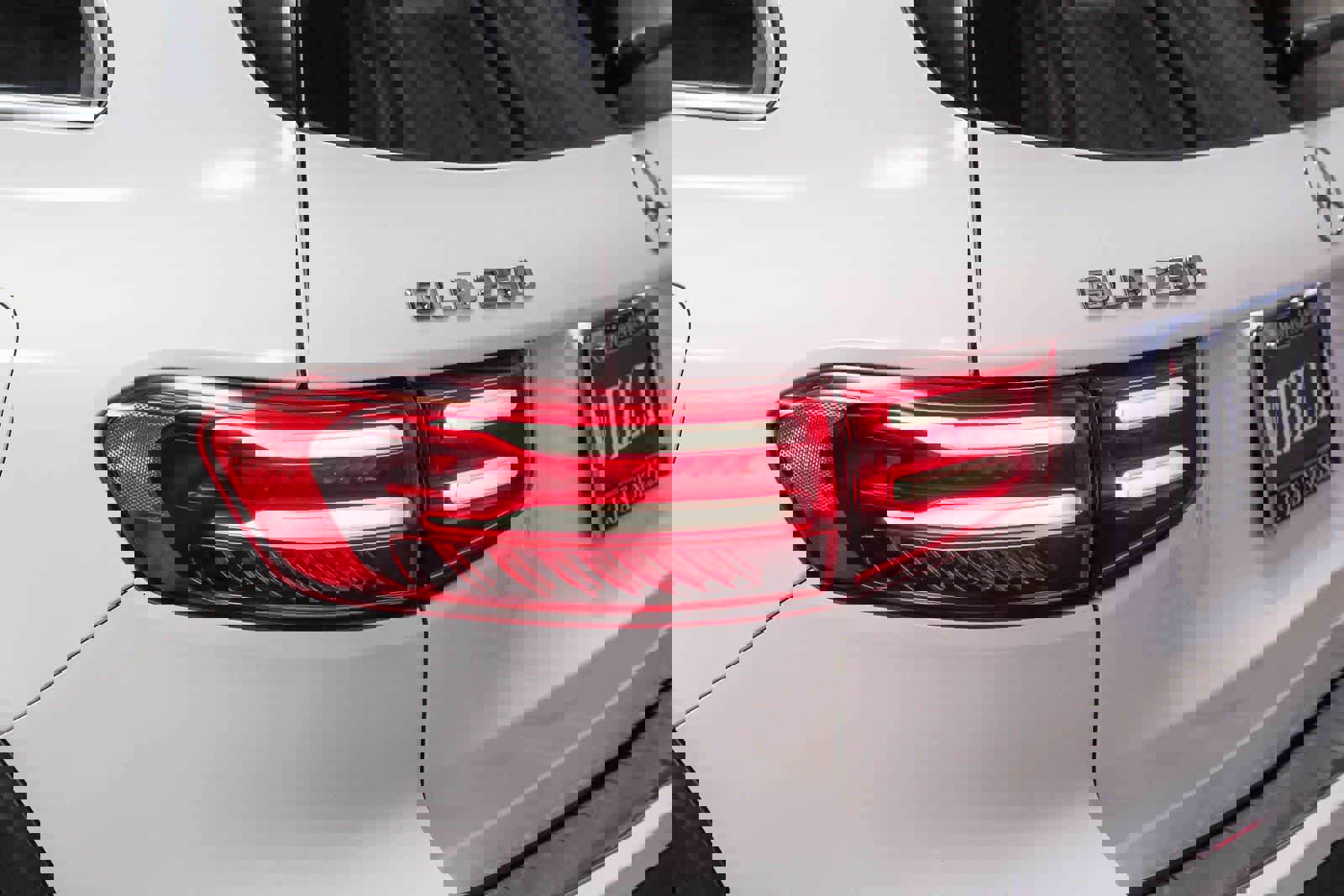 Certified 2026 Mercedes-Benz GLB 250 image 7