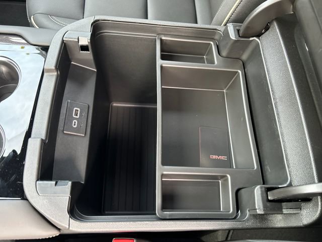 New 2026 GMC Yukon Elevation image 28