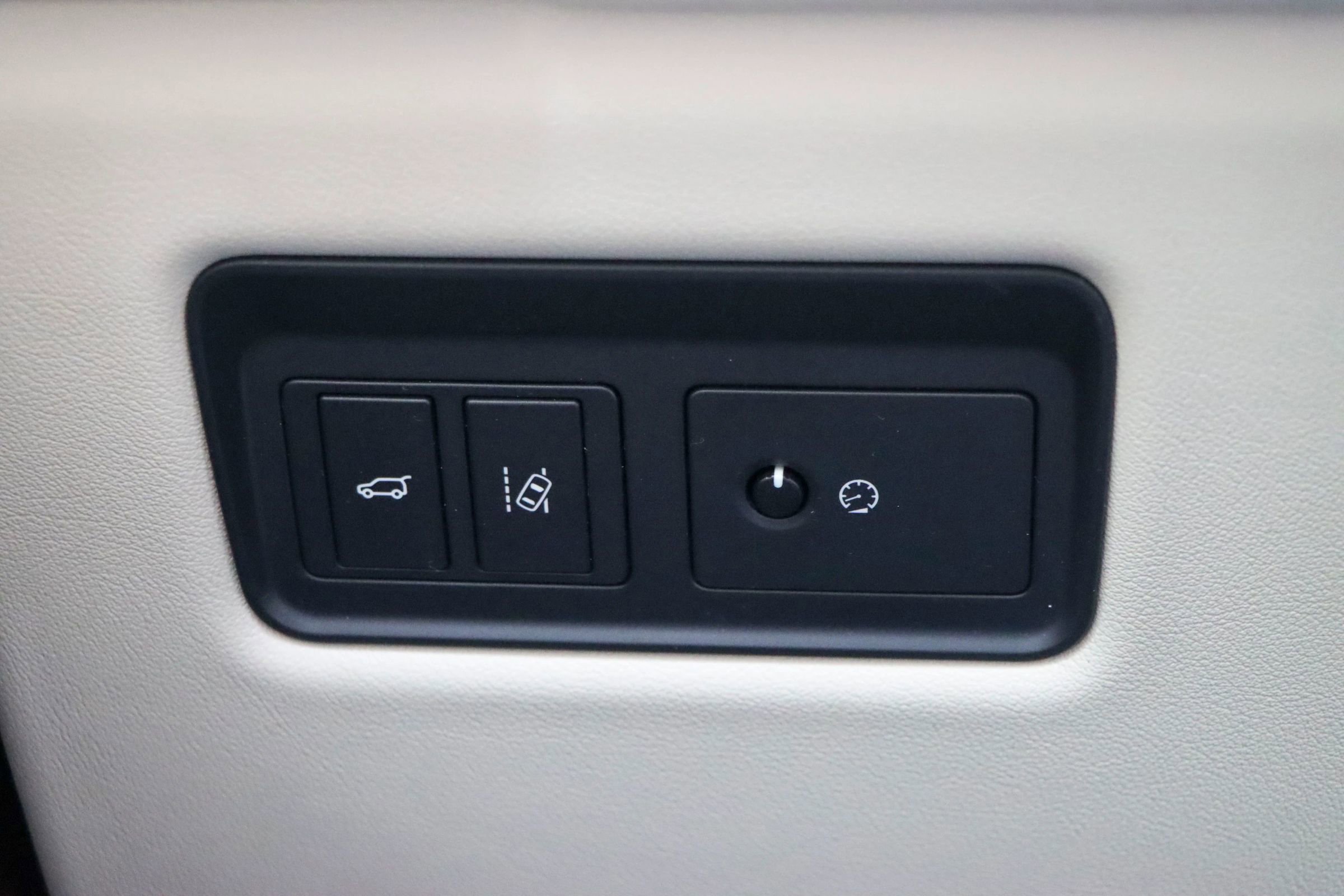 Used 2017 Land Rover Range Rover HSE image 25