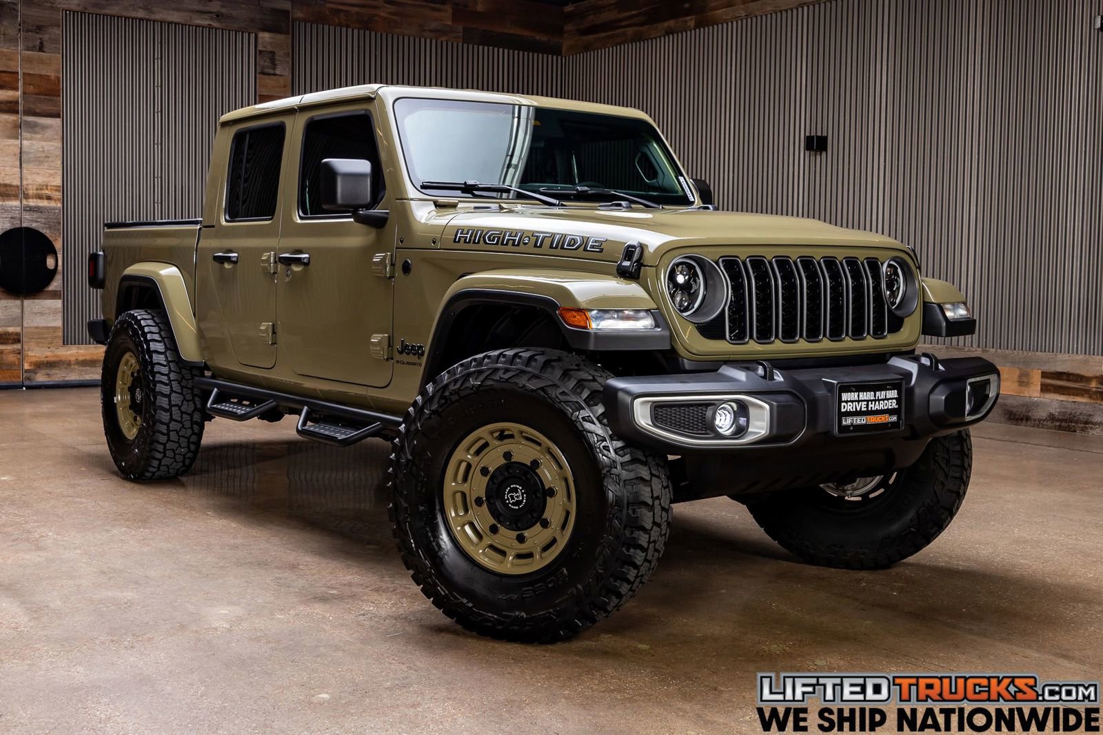 Used 2025 Jeep Gladiator Sport AWD/4WD image 1