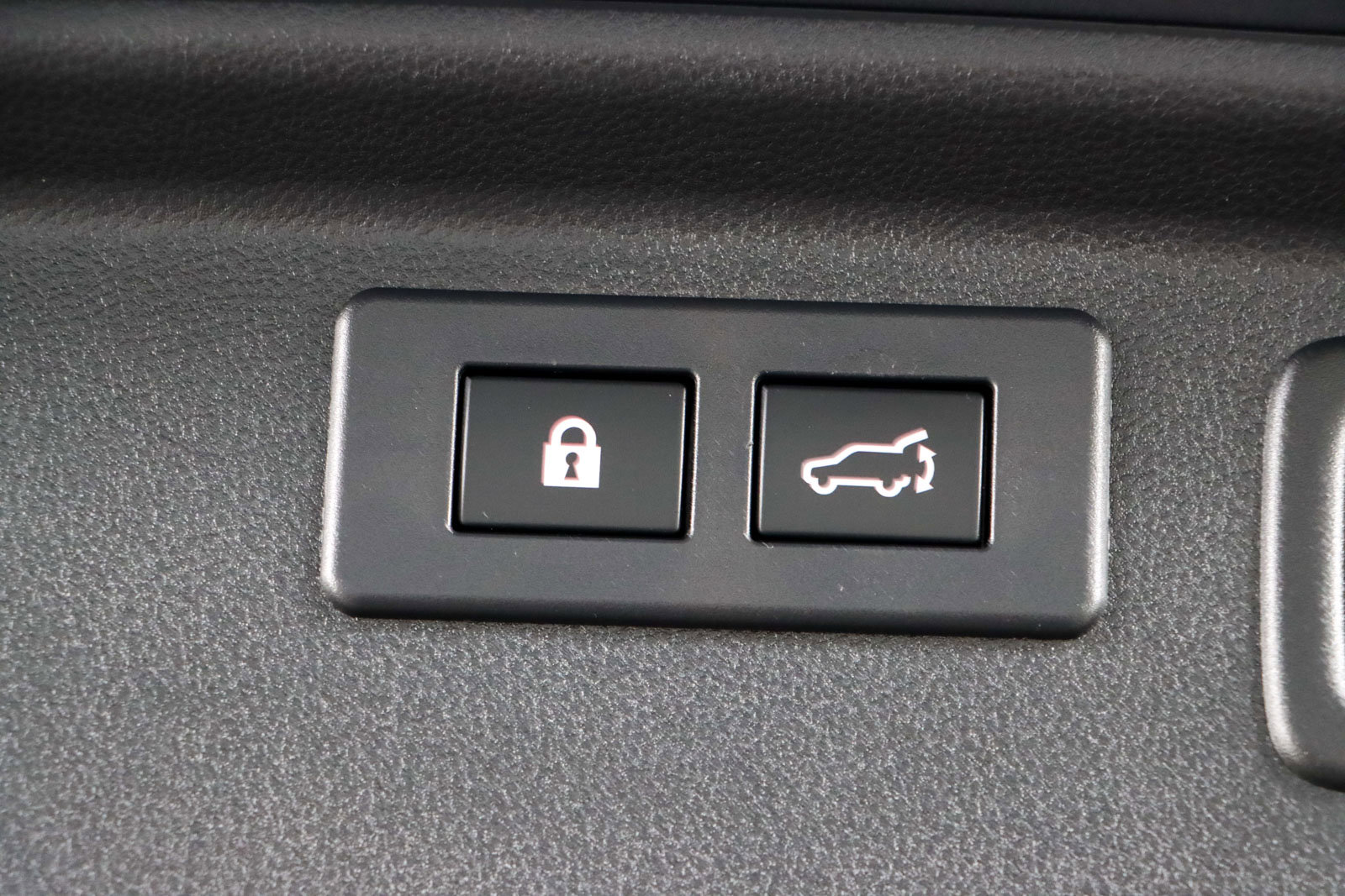 Used 2023 Subaru Forester Premium AWD/4WD image 30