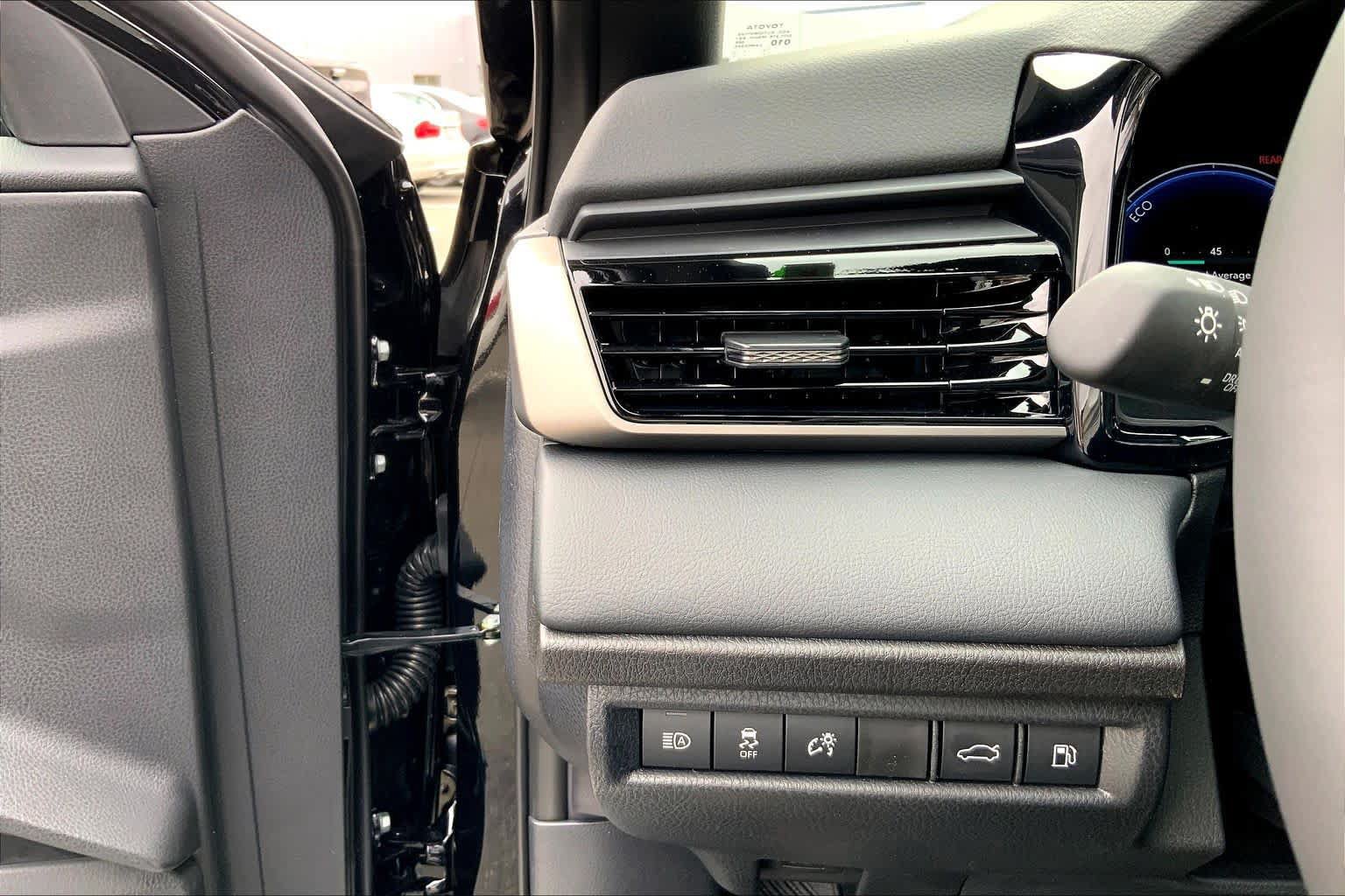 New 2026 Toyota Camry XSE w/ Premium Package FWD image 18