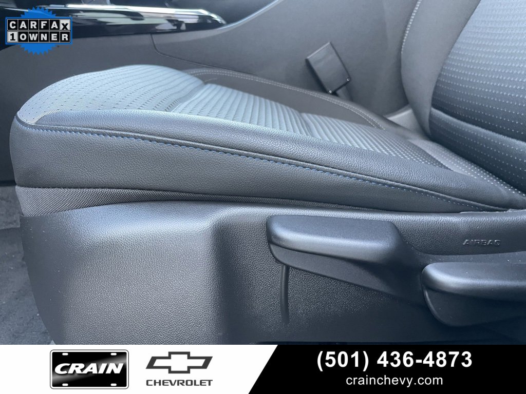 Used 2025 Chevrolet Trax LT w/ LT Convenience Package image 11