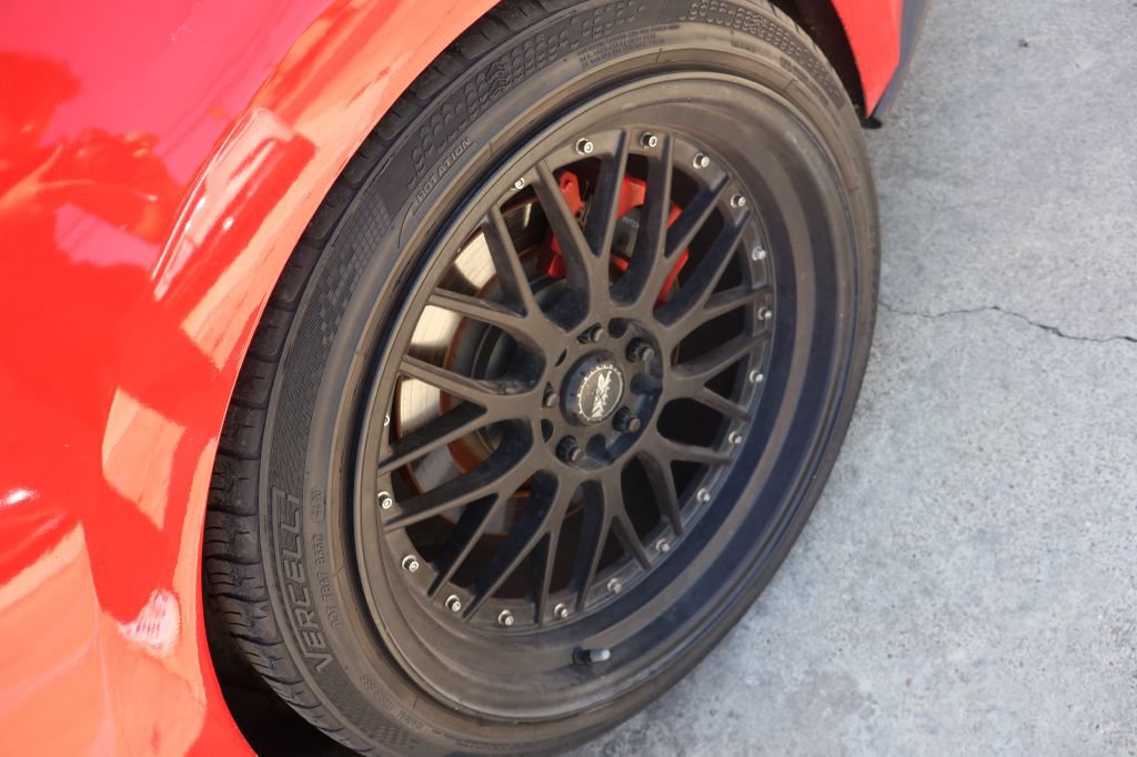Used 2020 Ford Mustang GT Premium RWD image 6