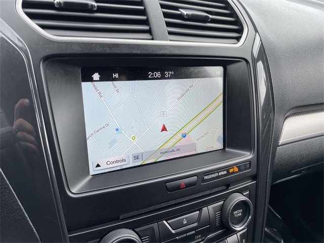 Used 2018 Ford Explorer XLT w/ Equipment Group 201A image 7