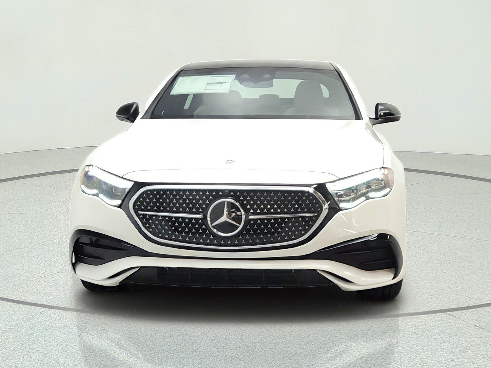New 2027 Mercedes-Benz E 450 4MATIC Sedan image 2