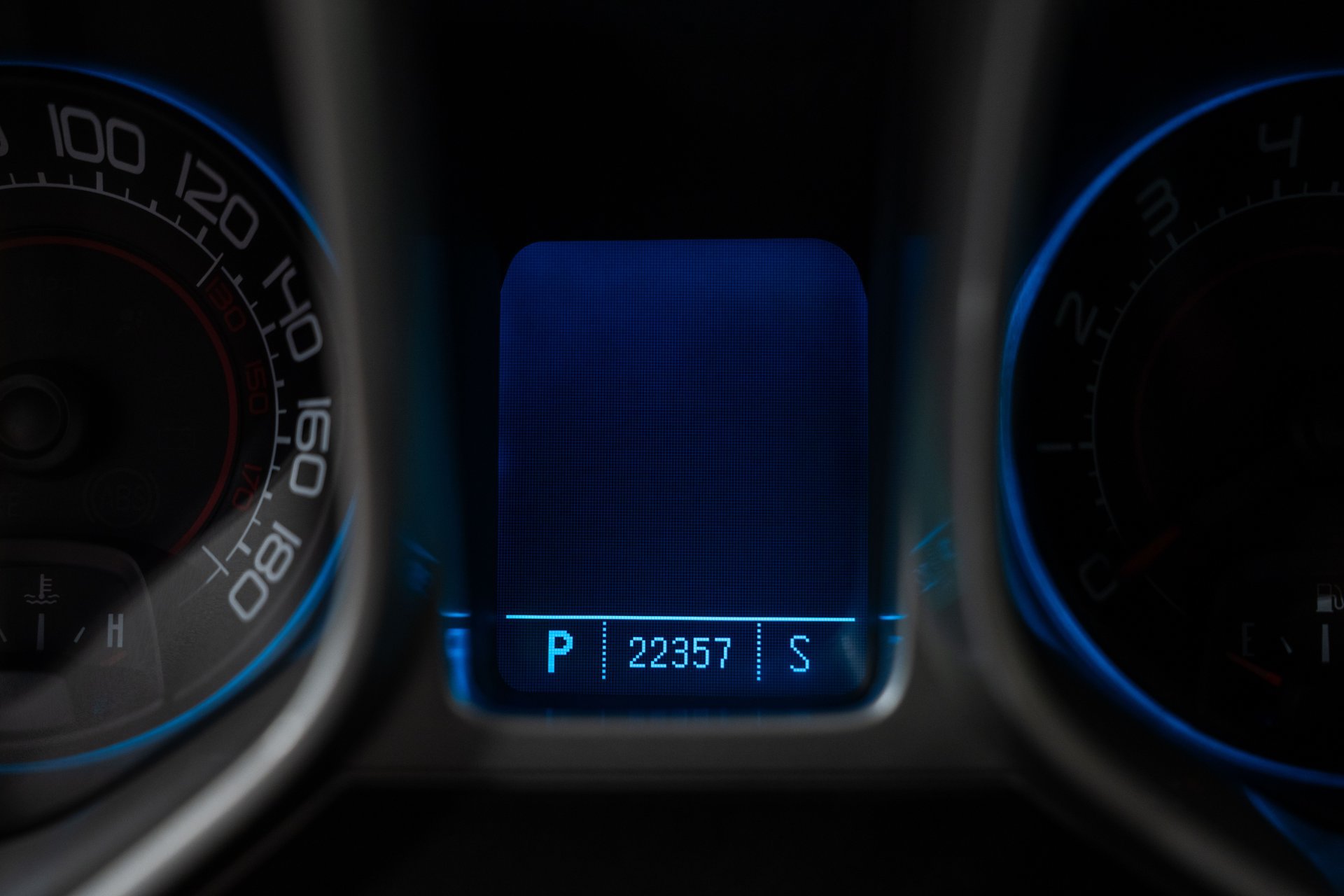 Used 2010 Chevrolet Camaro SS w/ Black Stripe Package RWD image 13