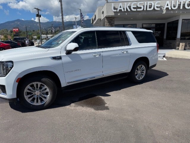 Used 2023 GMC Yukon XL SLT image 6