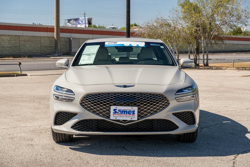 Used 2025 Genesis G70 2.5T image 2