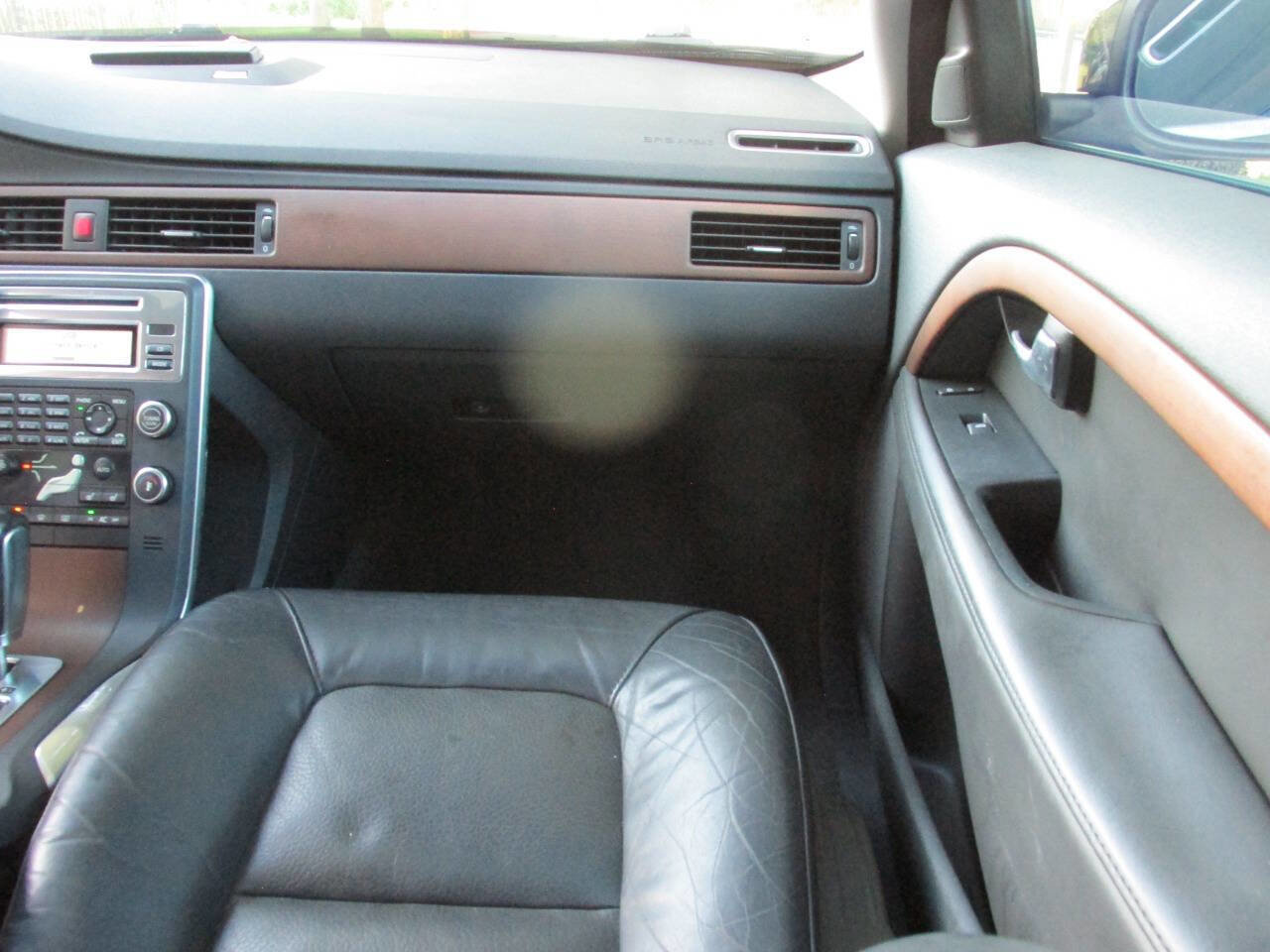 Used 2010 Volvo S80 3.2 image 15