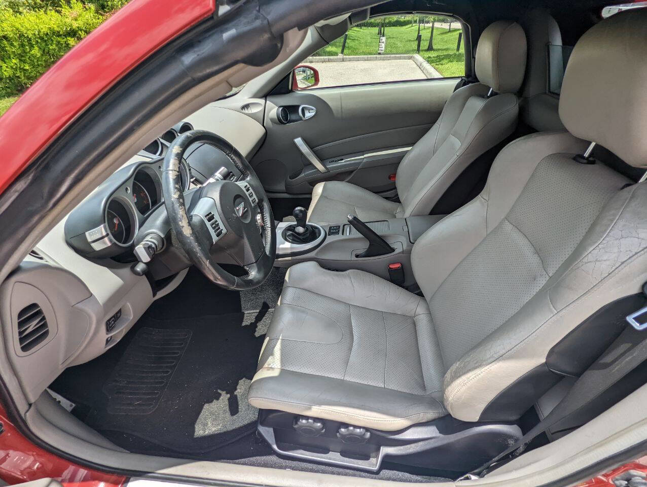 Used 2007 Nissan 350Z Touring image 14