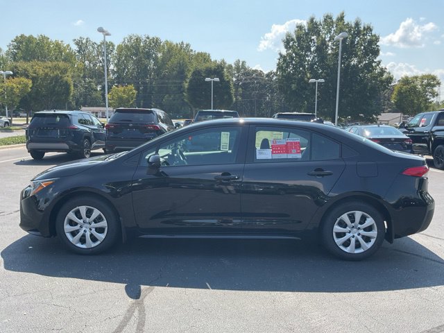 New 2026 Toyota Corolla LE FWD image 10