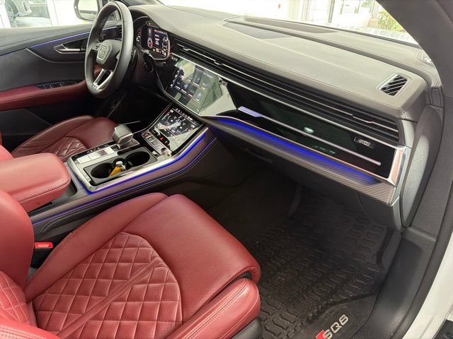 Used 2024 Audi SQ8 Prestige AWD/4WD image 14