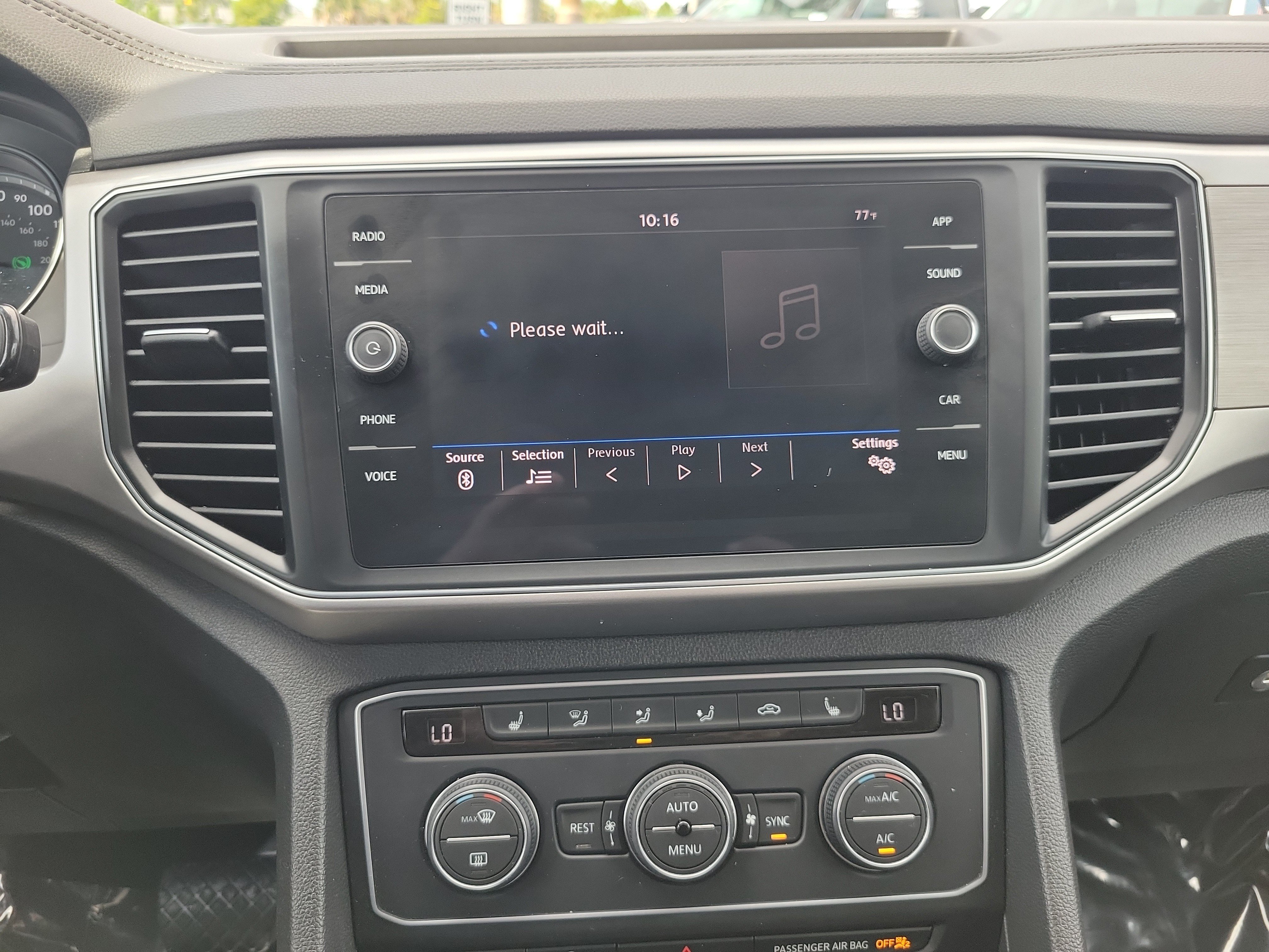 Used 2019 Volkswagen Atlas SE w/ Towing Package FWD image 21