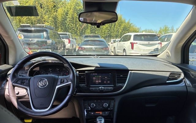 Used 2022 Buick Encore Preferred w/ Safety Package image 8