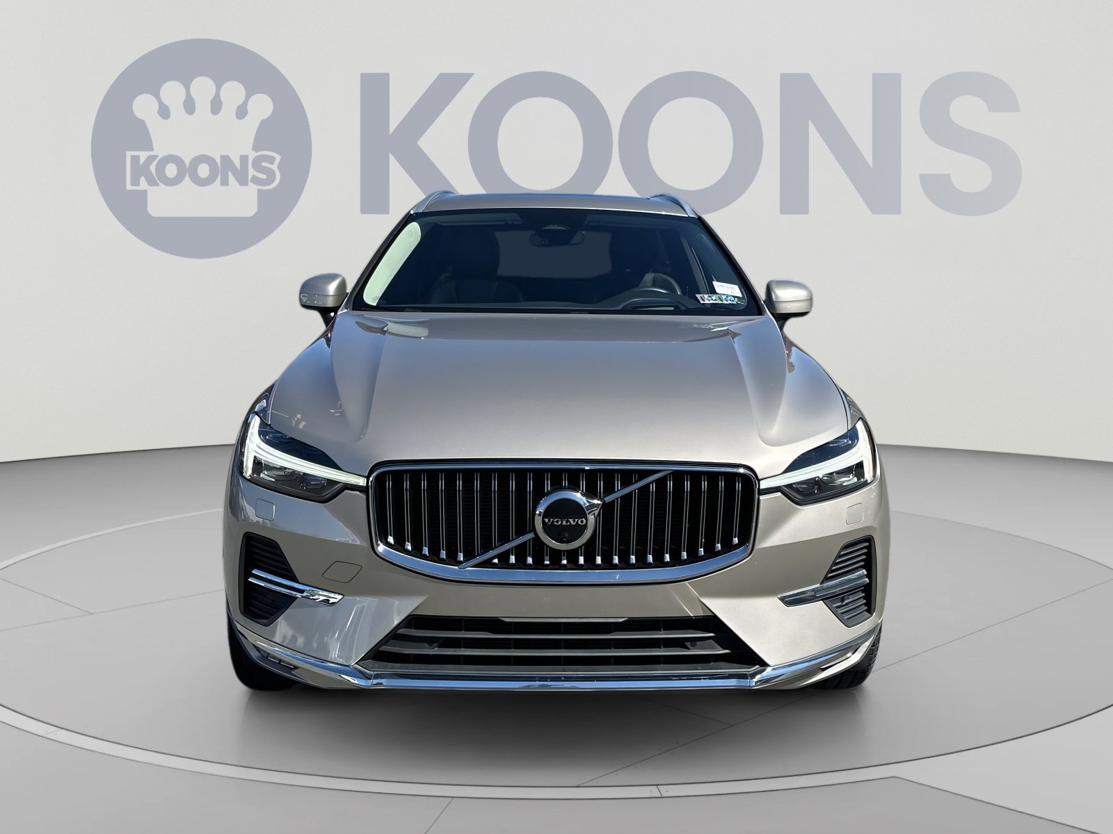 Used 2023 Volvo XC60 B5 Ultimate w/ Climate Package AWD/4WD image 4