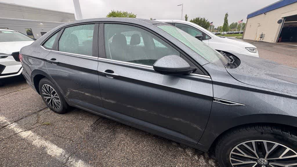 Used 2019 Volkswagen Jetta SEL FWD image 4