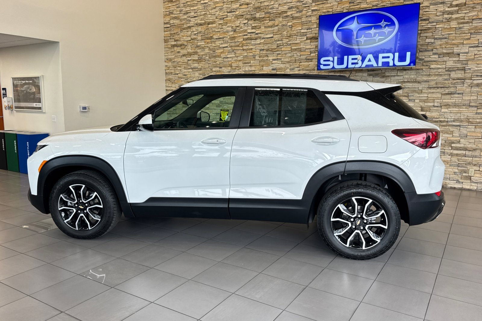 Used 2022 Chevrolet TrailBlazer ACTIV image 2