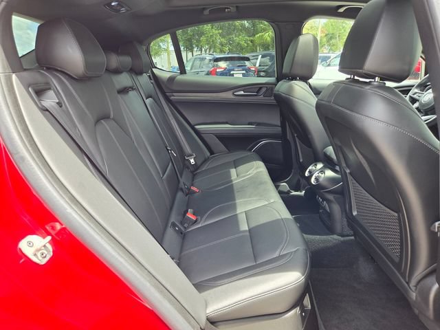 Used 2022 Alfa Romeo Stelvio Ti w/ Active Assist Plus Package AWD/4WD image 21