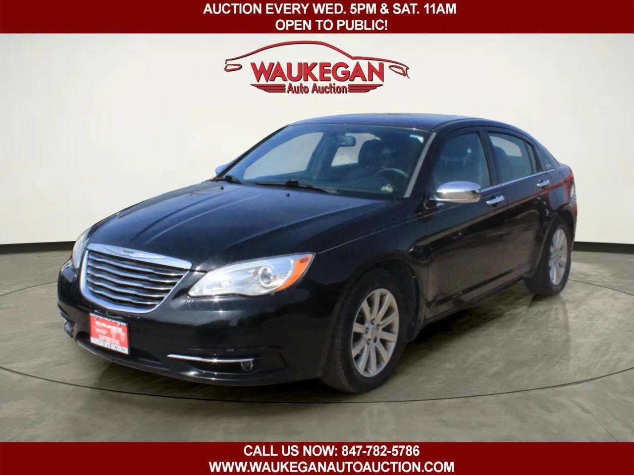 Used 2013 Chrysler 200 Limited image 1