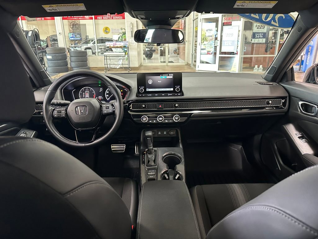 Used 2025 Honda Civic Sport image 12