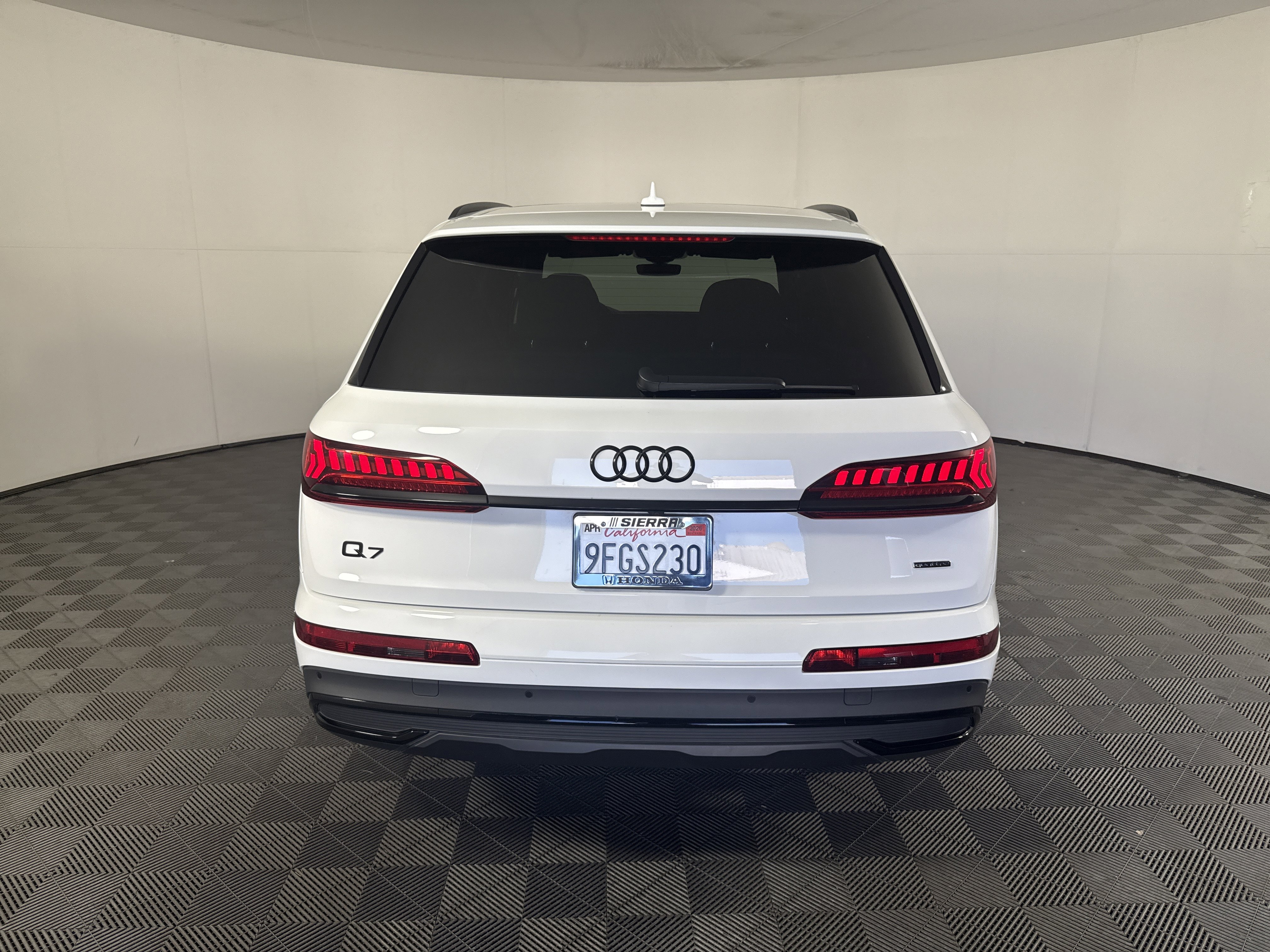 Used 2023 Audi Q7 2.0T Premium Plus w/ Premium Plus Package image 5