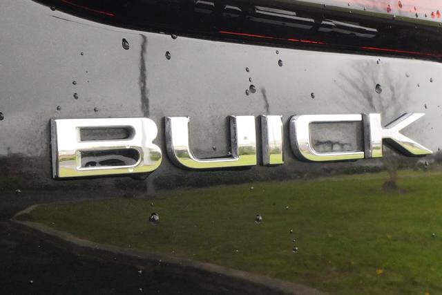 Used 2025 Buick Envision Sport Touring image 44