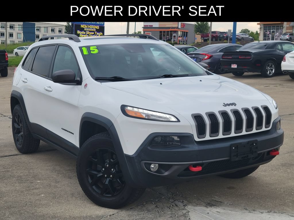 Used 2015 Jeep Cherokee Trailhawk w/ Comfort/Convenience Group AWD/4WD image 33
