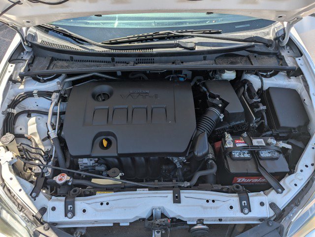 Used 2017 Toyota Corolla LE w/ Carpet Mat Package (TMS) FWD image 25