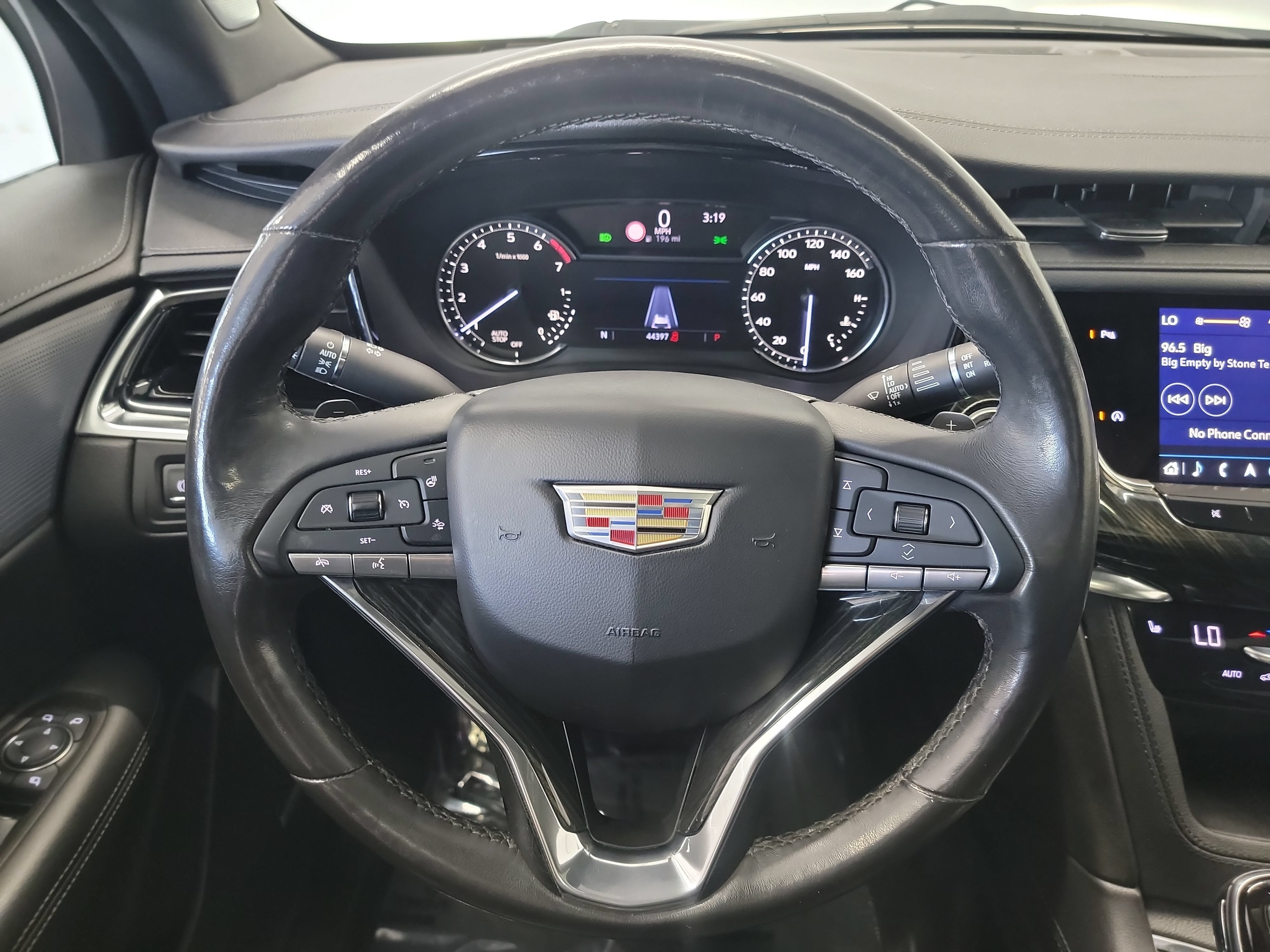 Used 2020 Cadillac XT6 Premium Luxury FWD image 17