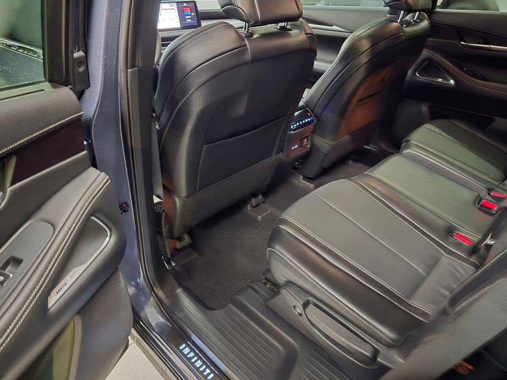 Used 2023 INFINITI QX60 Sensory w/ Vision Package FWD image 29