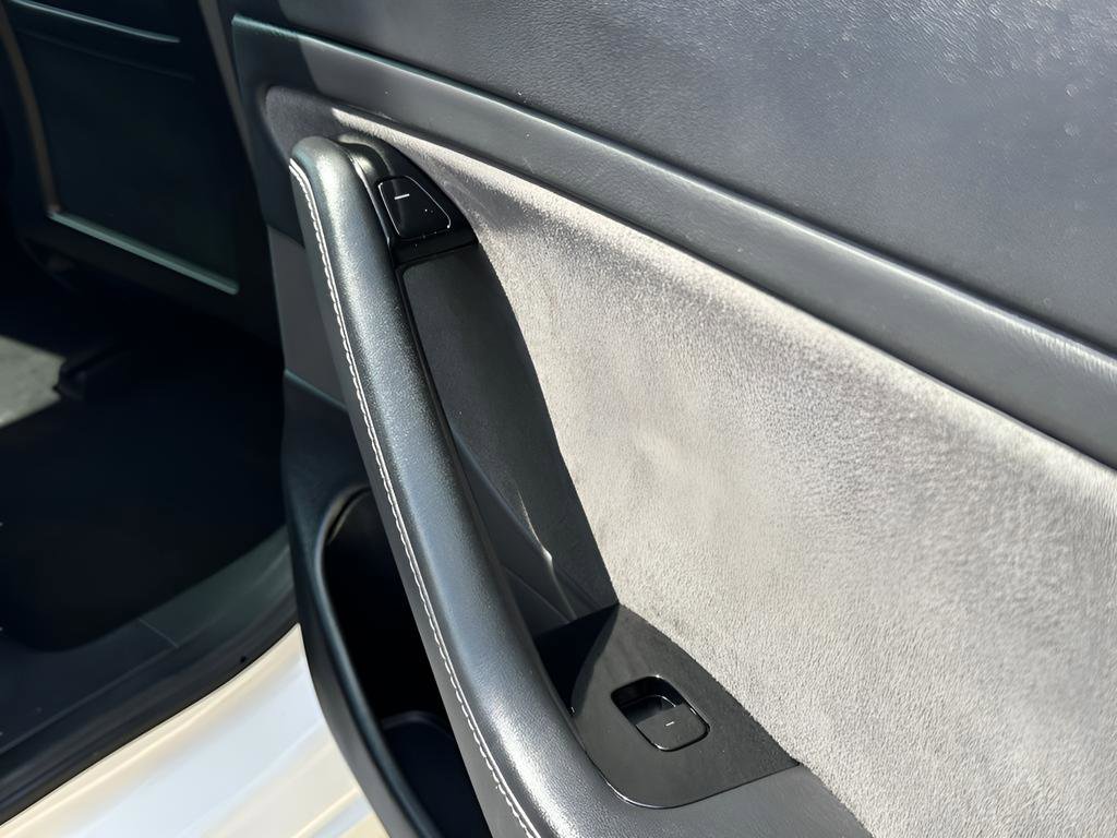 Used 2018 Tesla Model 3 Mid Range image 28