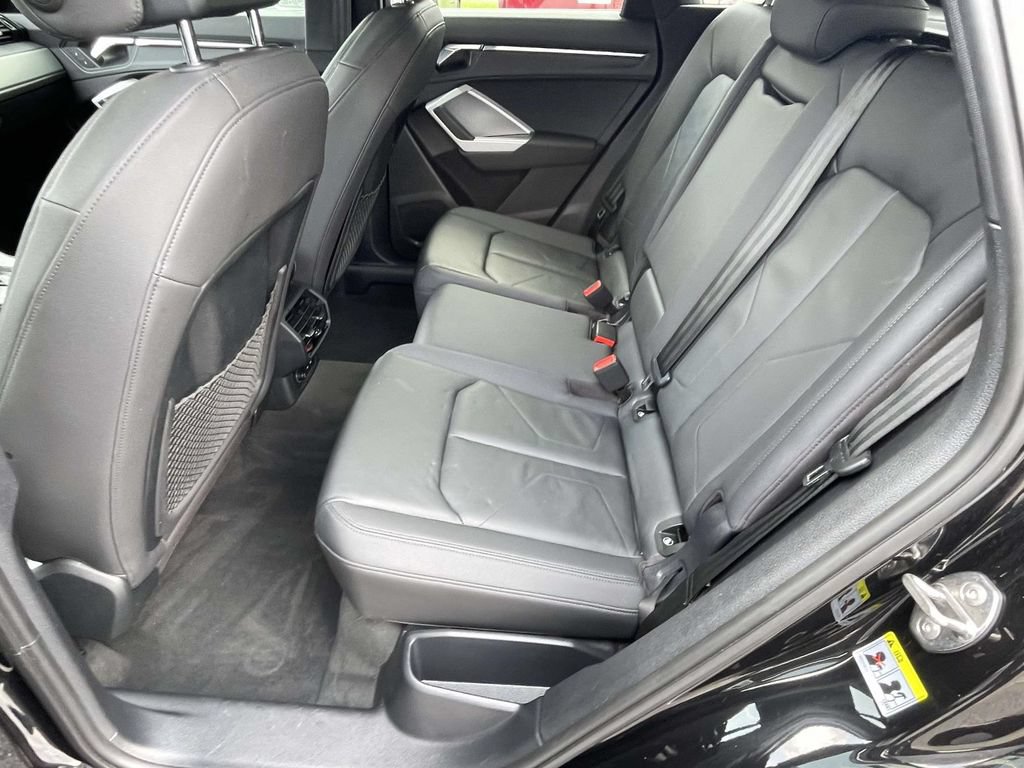 Used 2021 Audi Q3 2.0T Premium Plus w/ Premium Plus Package AWD/4WD image 10
